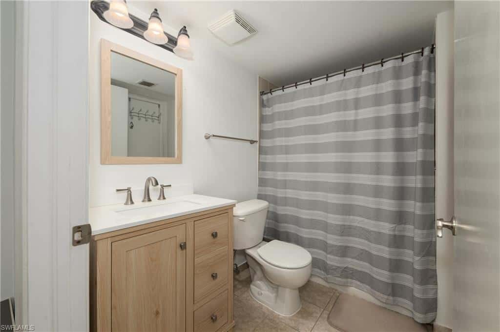8290 Ibis Club Ln #902, Naples, photo 21