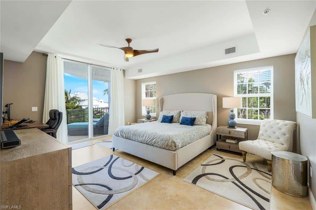 700 La Peninsula Blvd #206, Naples, photo 17