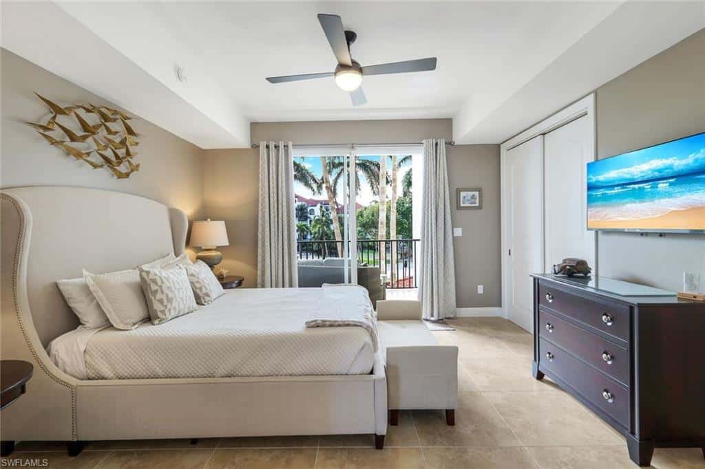 700 La Peninsula Blvd #206, Naples, photo 22