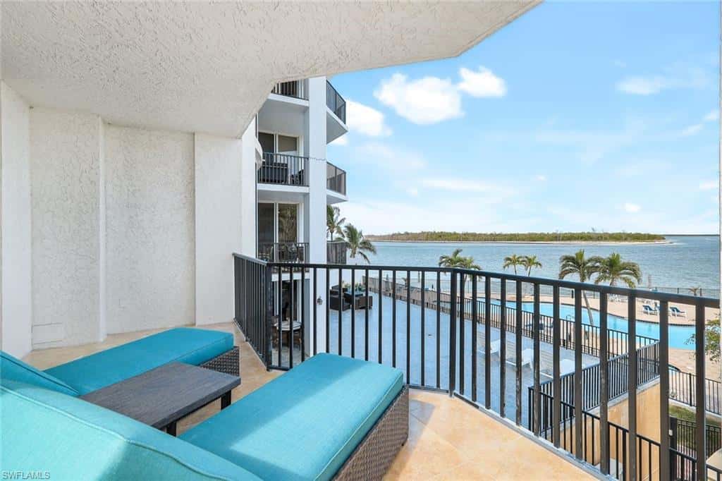 700 La Peninsula Blvd #206, Naples, photo 20