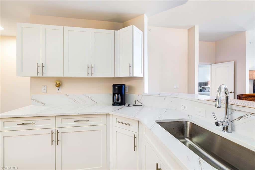 14815 Laguna Dr #702, Fort Myers, photo 11