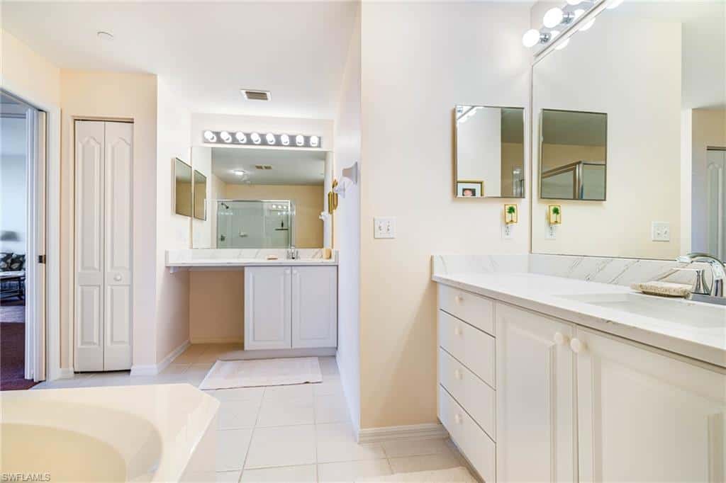 14815 Laguna Dr #702, Fort Myers, photo 21