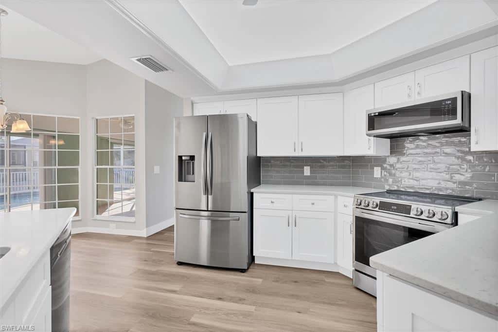17585 Blackfriar Dr, Fort Myers, photo 9