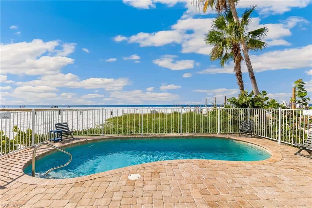 70 Avenue, Fort Myers Beach, photo 32