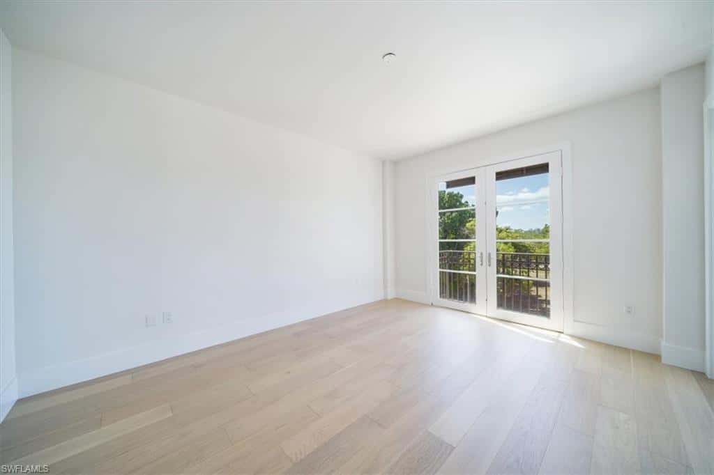 780 5th Ave #305, Naples, photo 17