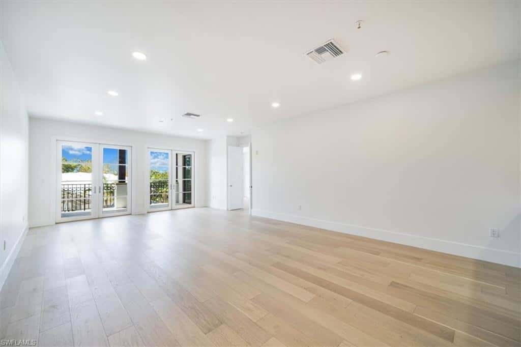 780 5th Ave #305, Naples, photo 7