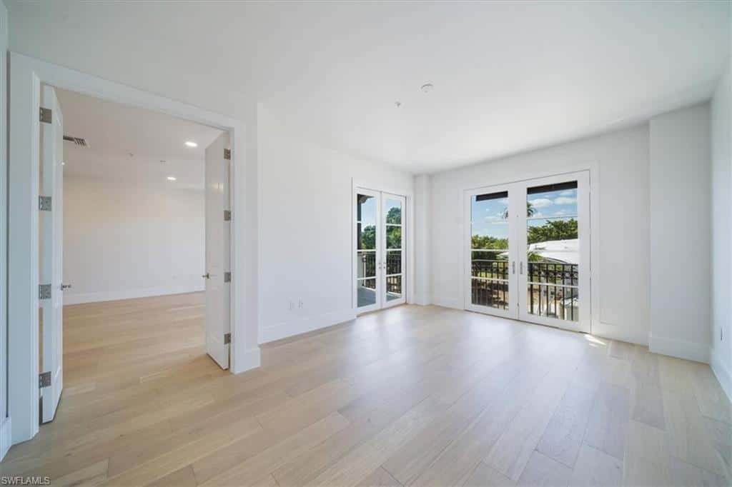 780 5th Ave #305, Naples, photo 9