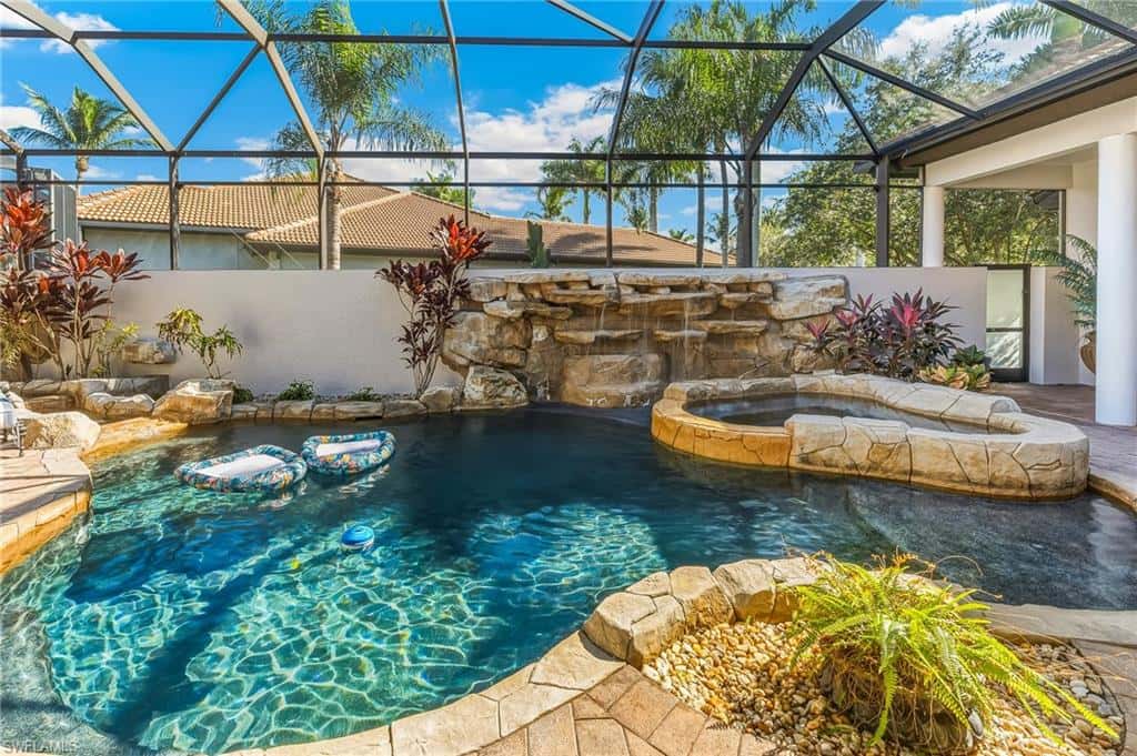 7749 Classics Dr, Naples, photo 4