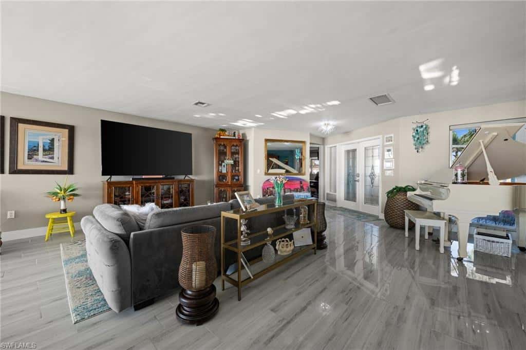 3305 22nd Pl, Cape Coral, photo 6