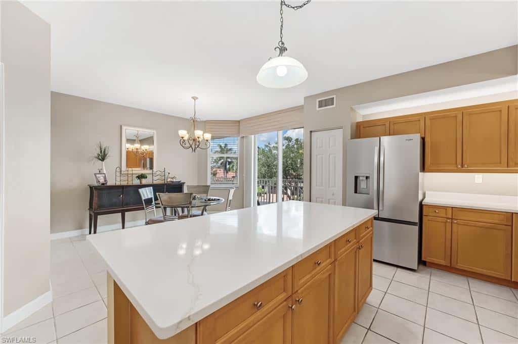 14250 Royal Harbour Ct #318, Fort Myers, photo 5
