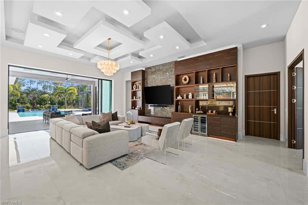 2272 Oakes Blvd, Naples, photo 8