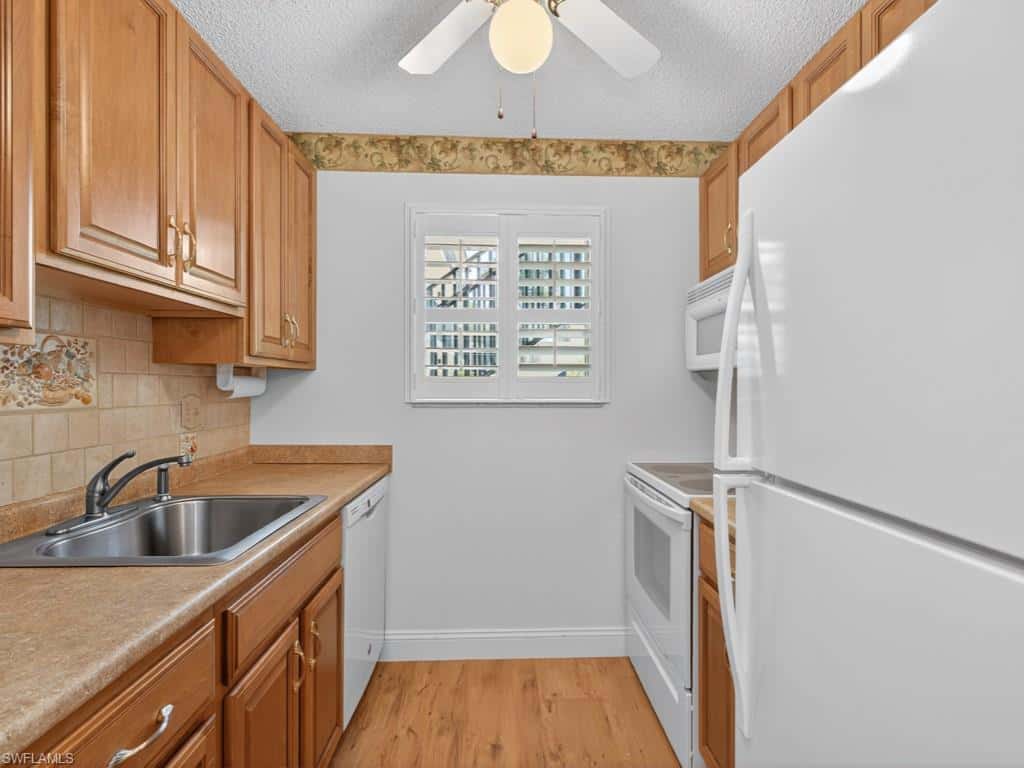 766 Central Ave #101, Naples, photo 7