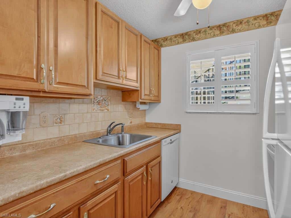 766 Central Ave #101, Naples, photo 8