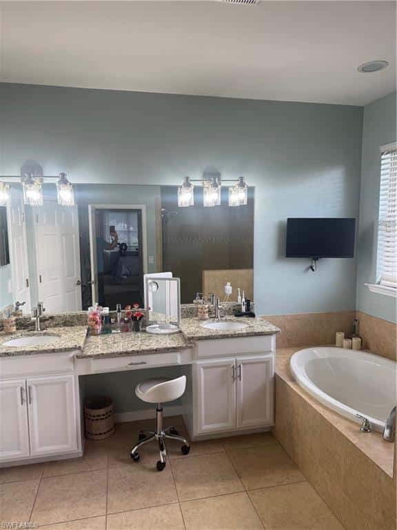 2557 Ashbury Cir, Cape Coral, photo 9