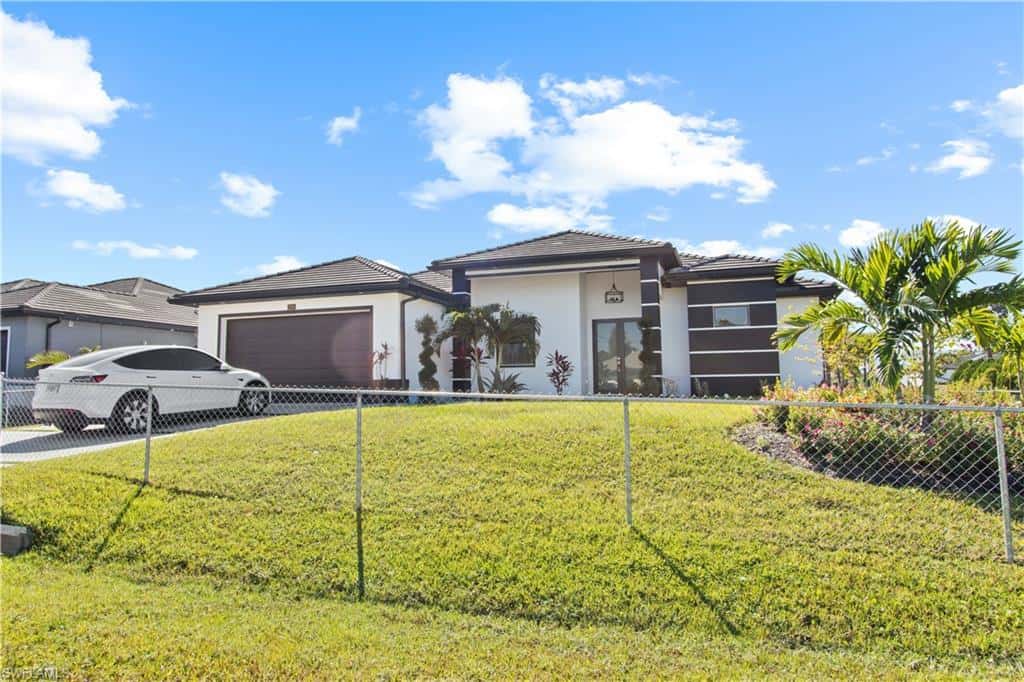 2919 8th St, Lehigh Acres, photo 6