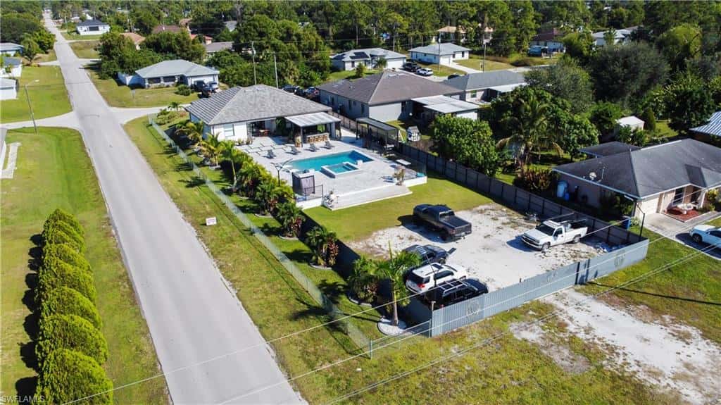 2919 8th St, Lehigh Acres, photo 30
