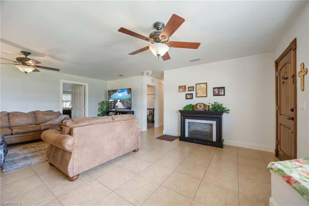 5128 York Ct, Cape Coral, photo 12