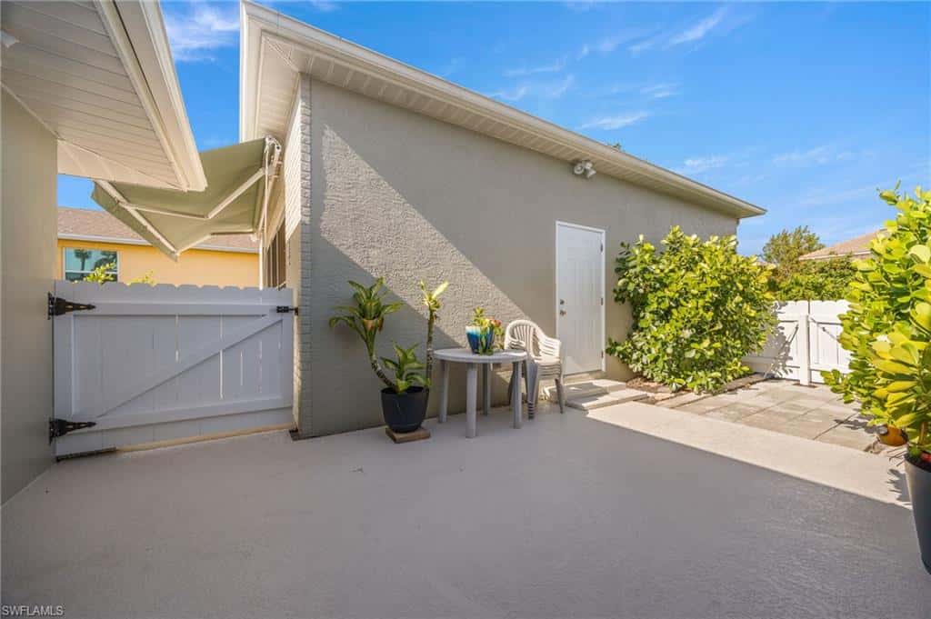 5128 York Ct, Cape Coral, photo 34