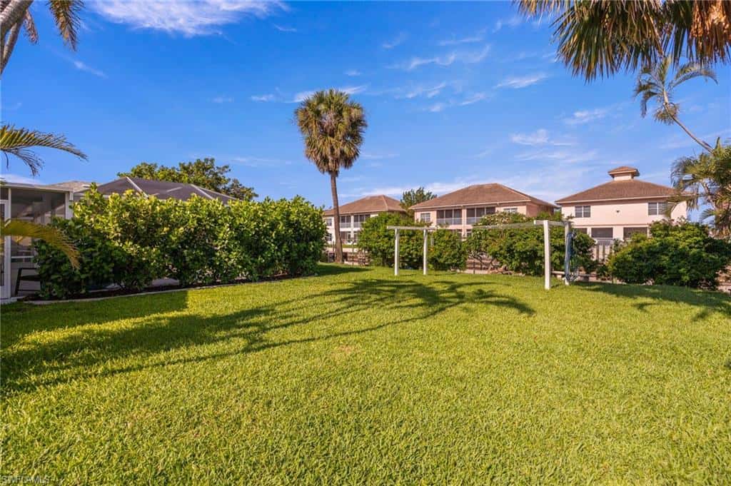 5128 York Ct, Cape Coral, photo 41