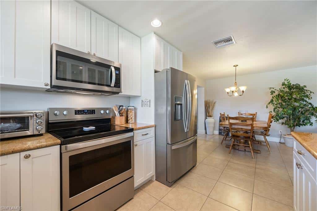 5128 York Ct, Cape Coral, photo 8