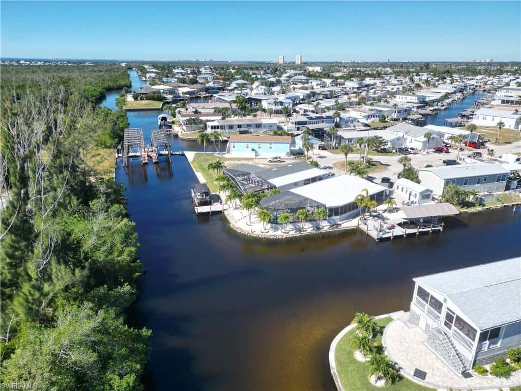 17940 Peppard Dr, Fort Myers Beach, photo 6