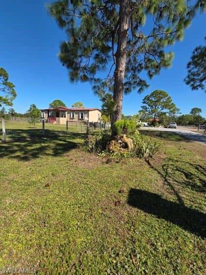1860 Poinsettia Ave, Lehigh Acres, photo 11