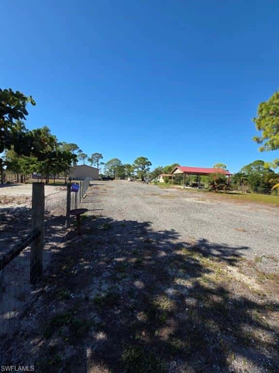 1860 Poinsettia Ave, Lehigh Acres, photo 37