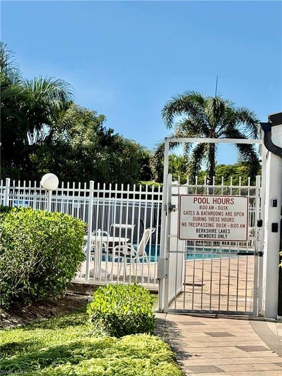 645 Squire Ct #202, Naples, photo 36