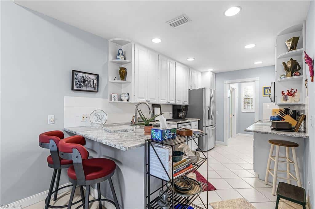5733 Cove Cir, Naples, photo 6