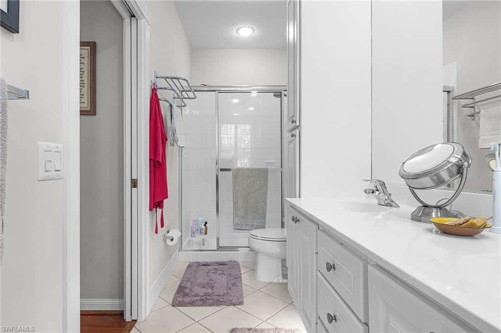 5733 Cove Cir, Naples, photo 15