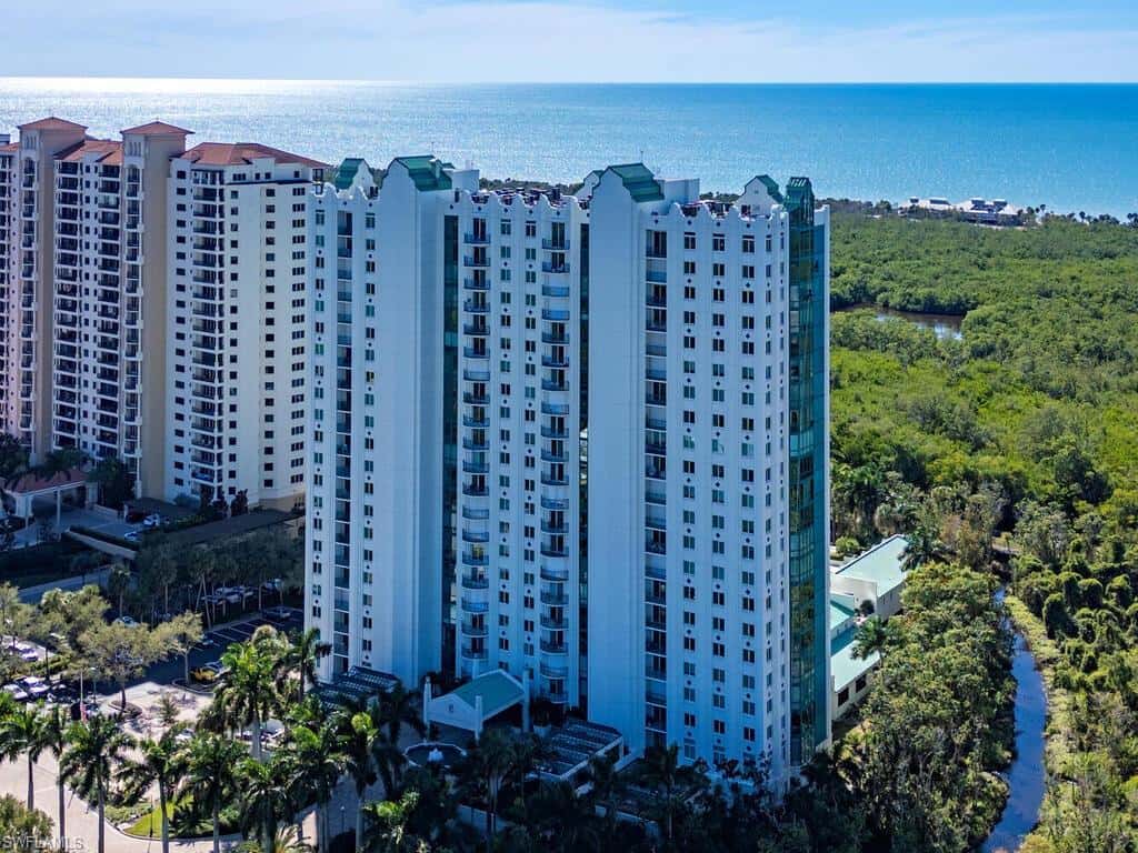 7515 Pelican Bay Blvd #9c, Naples, photo 27