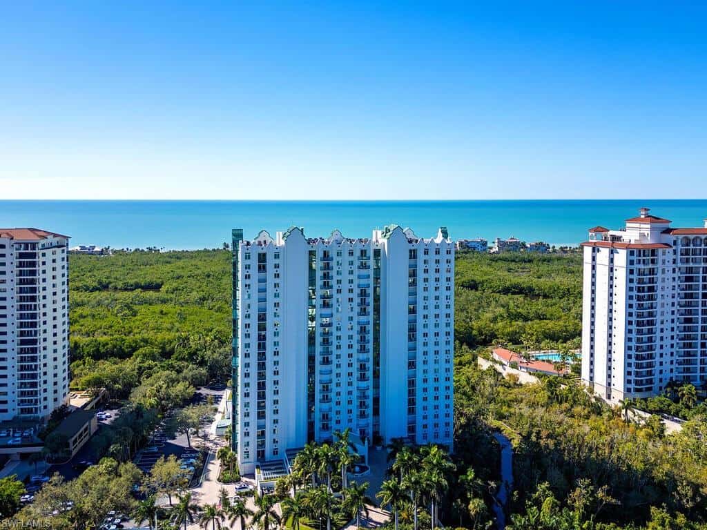 7515 Pelican Bay Blvd #9c, Naples, photo 25