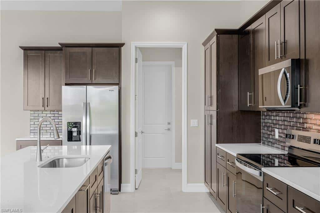 1438 38th Pl, Cape Coral, photo 12