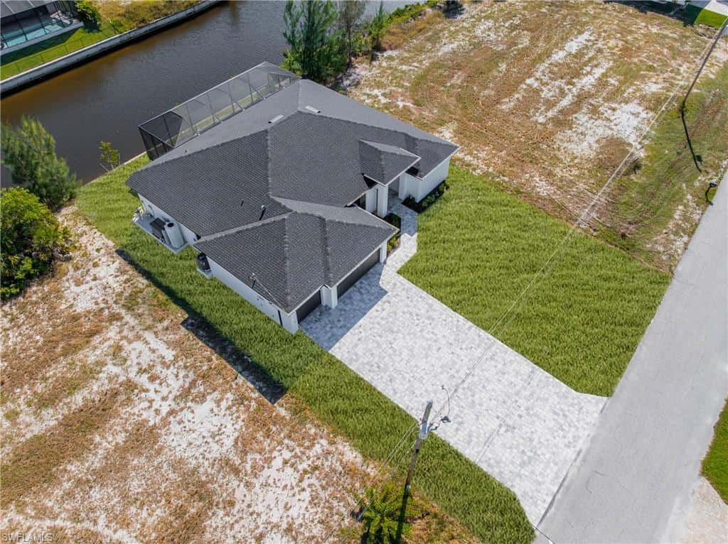 2005 32nd Ct, Cape Coral, photo 4