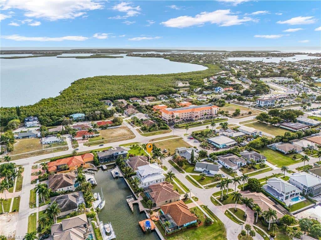 25 Covewood Ct, Marco Island, photo 4