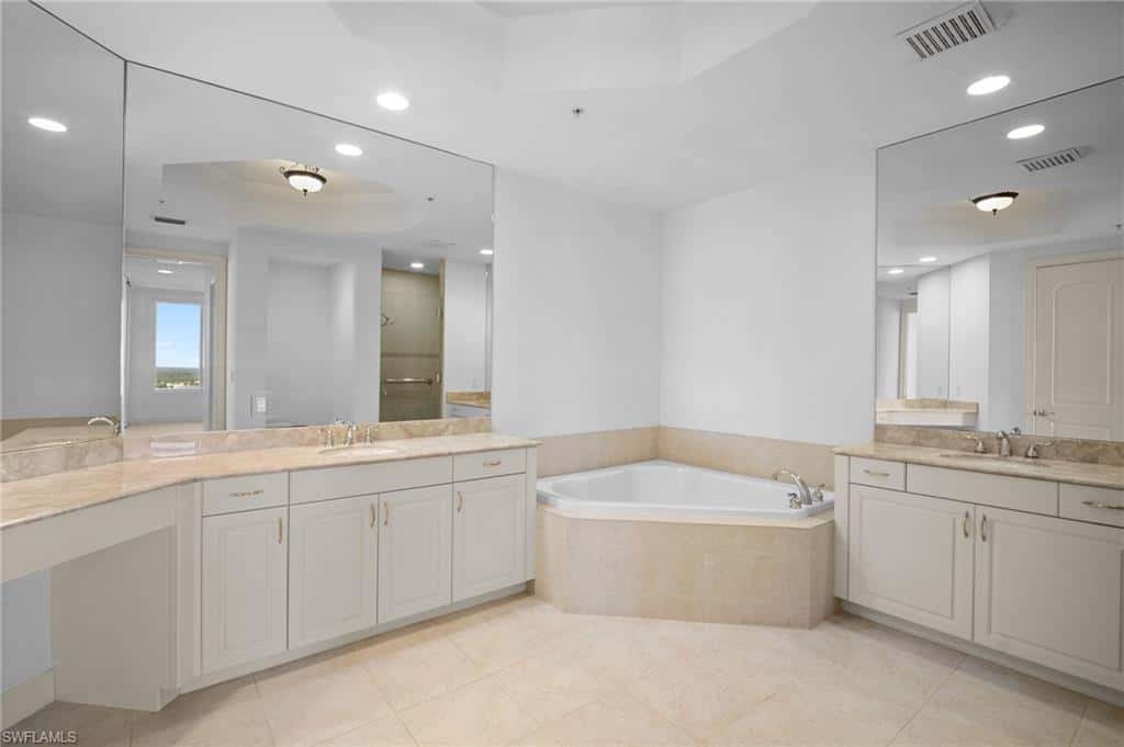 2090 First St #f2806, Fort Myers, photo 25