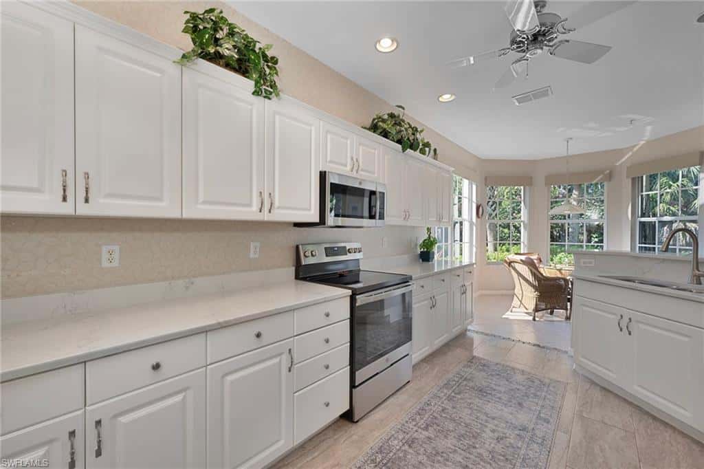 4695 Winged Foot Ct #101, Naples, photo 4