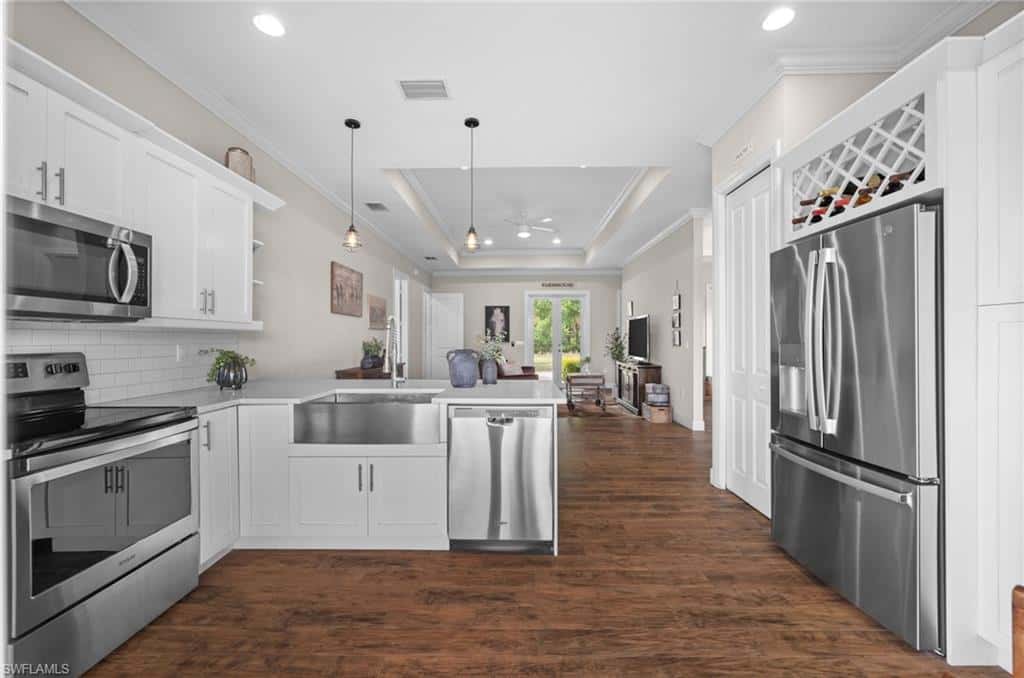 1960 Moulder Dr, Naples, photo 10