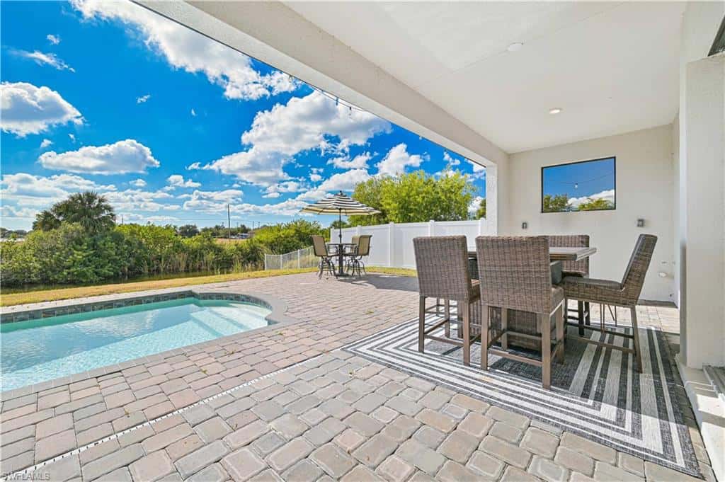1308 4th Ln, Cape Coral, photo 34