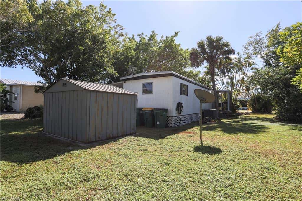 893 Manatee Rd, Naples, photo 16