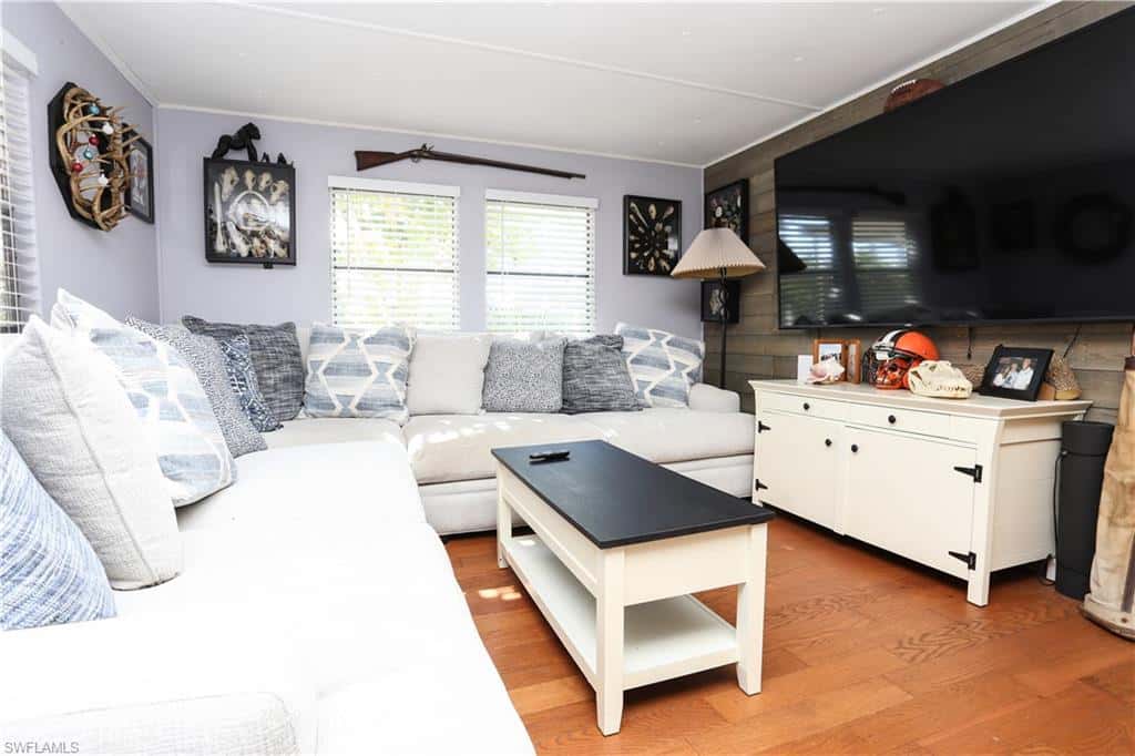 893 Manatee Rd, Naples, photo 12