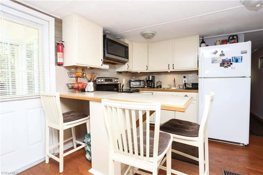893 Manatee Rd, Naples, photo 10