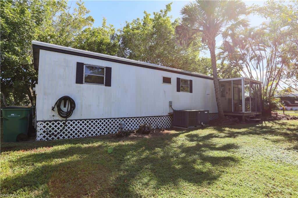 893 Manatee Rd, Naples, photo 15