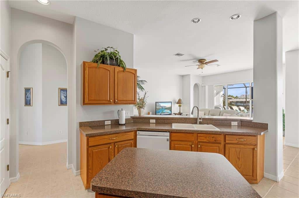 5307 25th Pl, Cape Coral, photo 17
