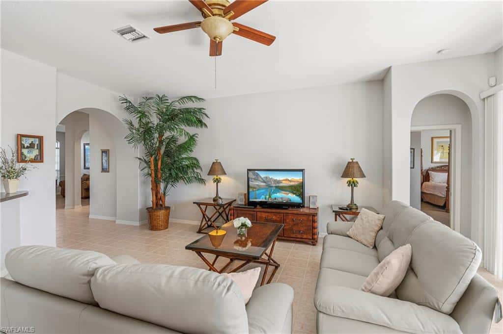 5307 25th Pl, Cape Coral, photo 10