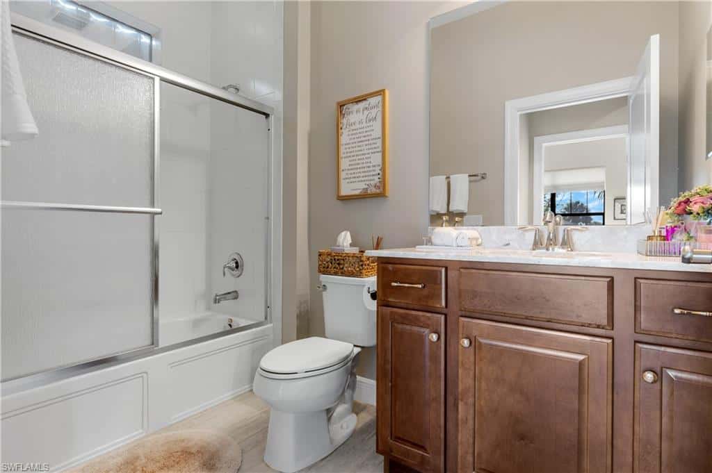 11546 Onyx Cir, Fort Myers, photo 32