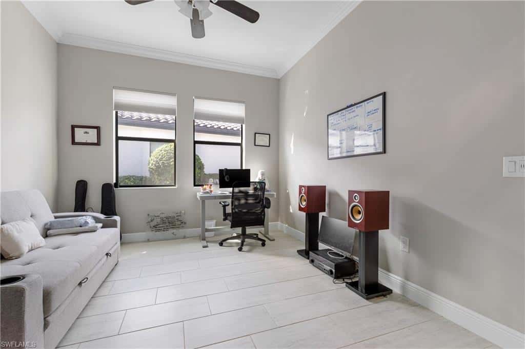 11546 Onyx Cir, Fort Myers, photo 15