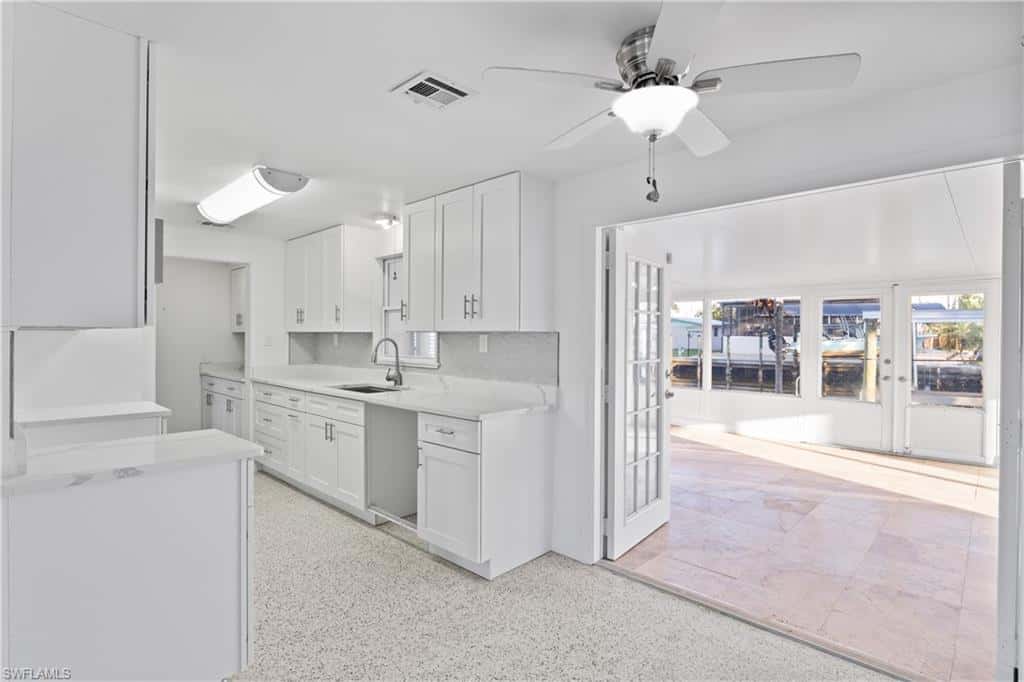 2631 Bayshore Dr, Matlacha, photo 6