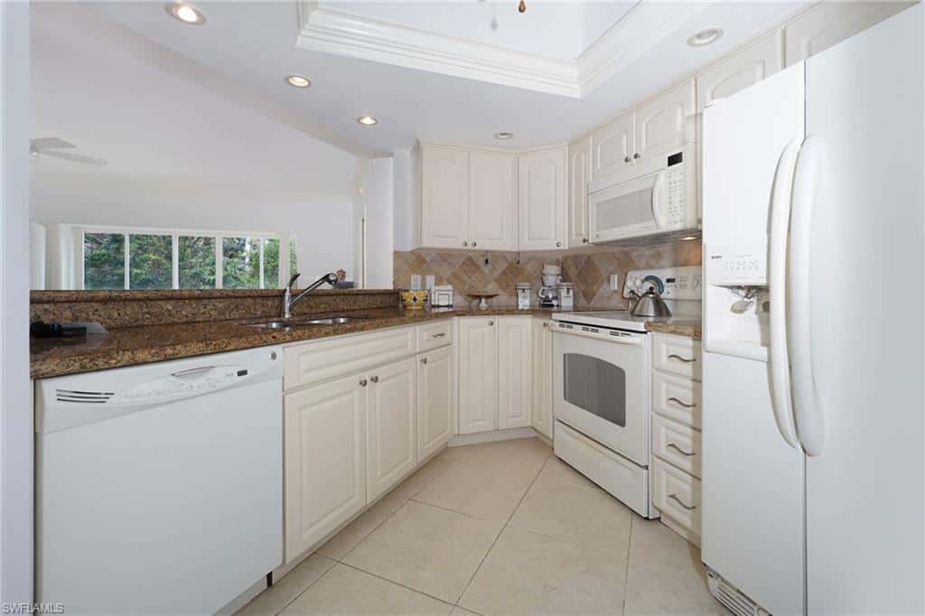 5895 Chanteclair Dr #118, Naples, photo 10