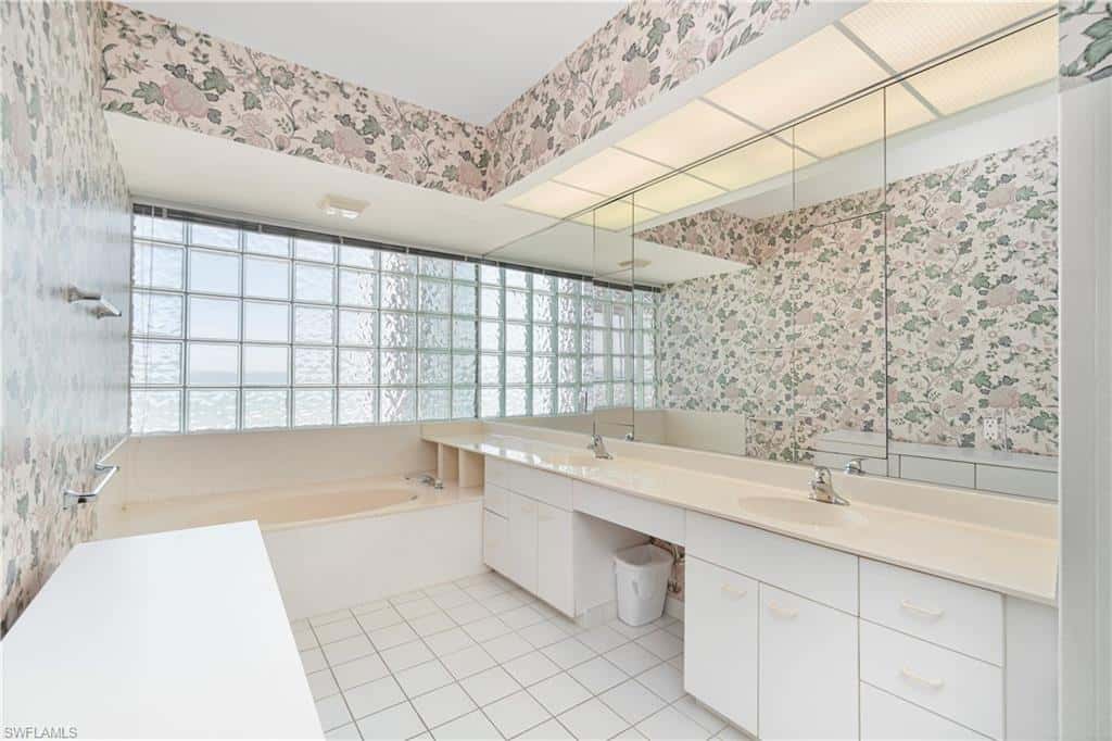 253 Barefoot Beach Blvd #406, Bonita Springs, photo 19